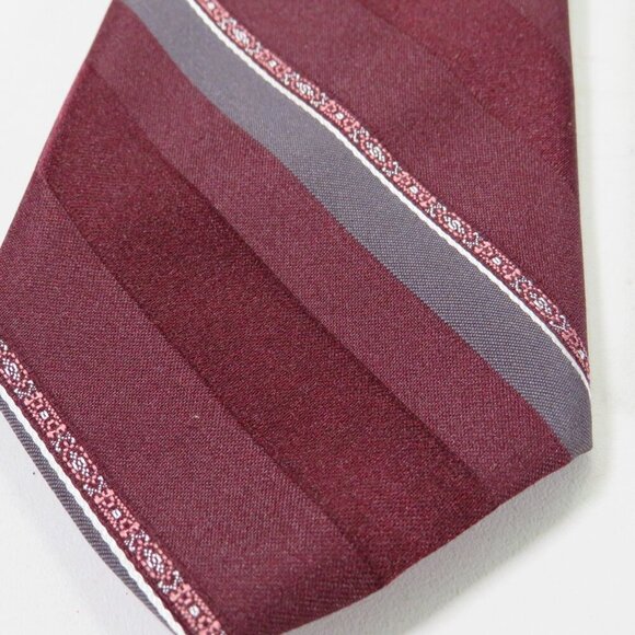 Vintage Maroon Burgundy w gray Men's striped Tie Polyester by Surrey Classic - Picture 6 of 8